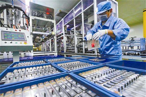 擬投資15億元建設(shè)硅碳負(fù)極、添加劑等鋰電材料項(xiàng)目